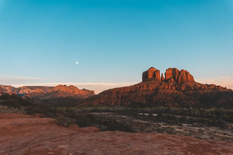 Chasing Desert Gold: How Arizona's Landscape Transforms During the Hour of Perfect Light