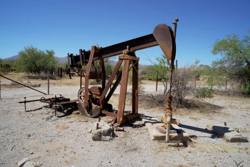 Rust, Rock, and Record: The Art of Photographing Arizona's Mining Landscapes for History and Posterity