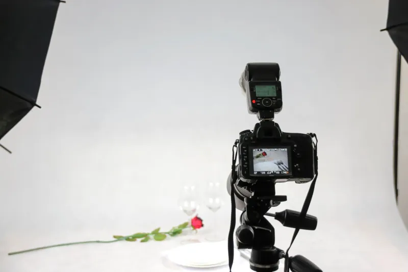 Selling Without Saying a Word: How Professional Product Photography Gives Arizona Businesses a National Edge