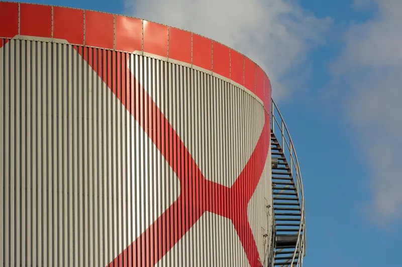 Steel, Shadow, and Desert Sun: The Specialized Craft of Arizona Industrial Photography